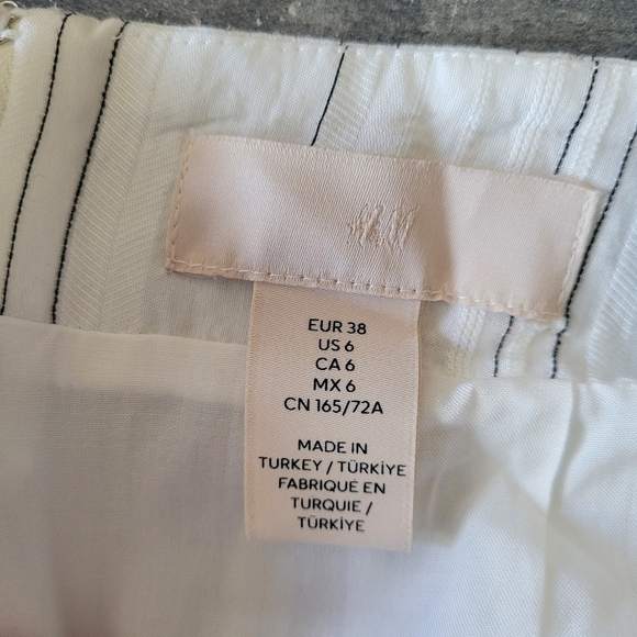 H&M Calf Length Skirt - Picture 5 of 8